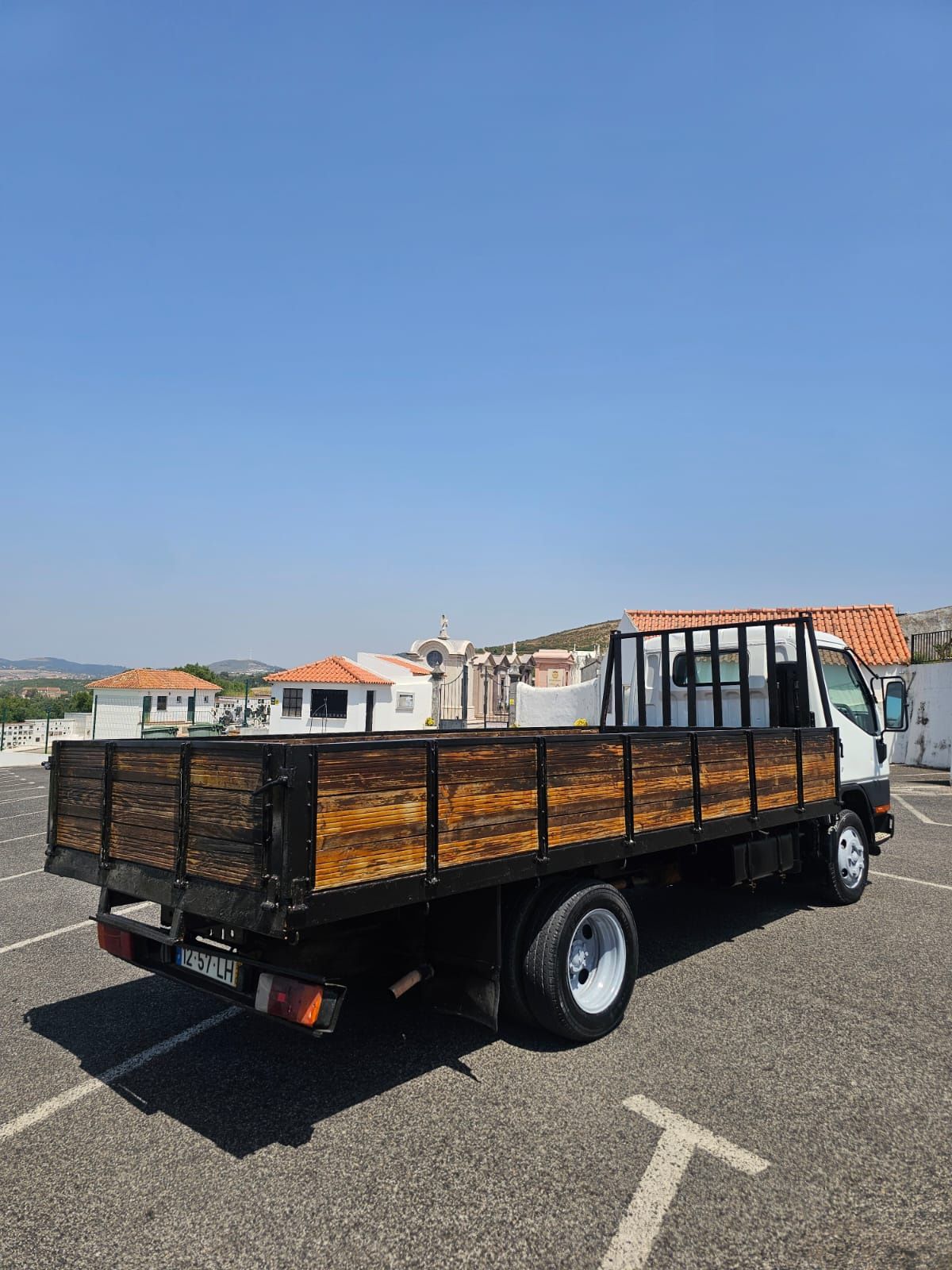 Mitsubishi canter 2.8 impecável