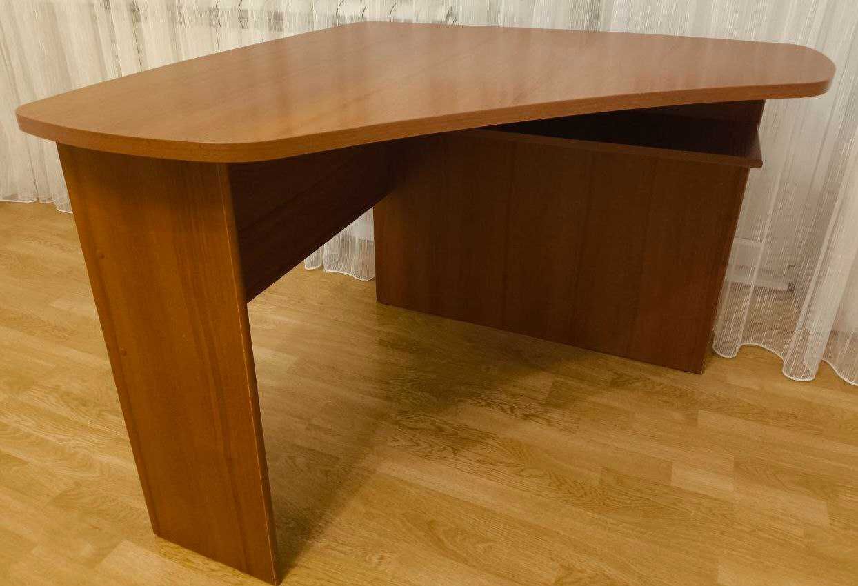 Письмовий кутовий стіл
