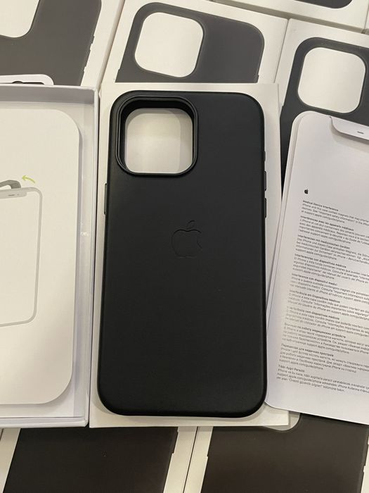 Capa em pele iPhone 15 Pro Max - MagSafe - Preto -
