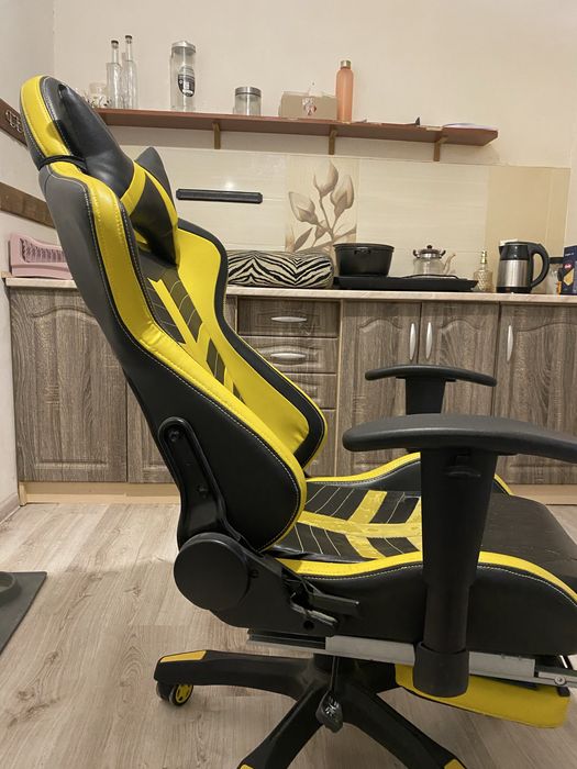 Геймерське крісло