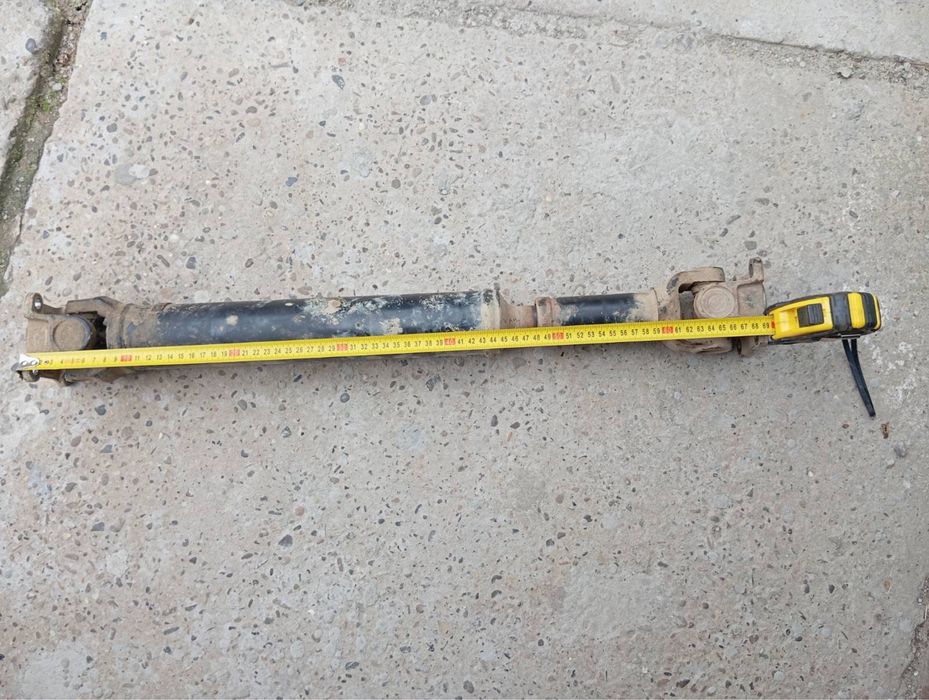 Кардан передний Kia Sorento 2008 рік 491003E110