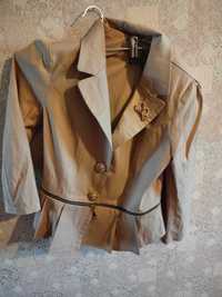 Пиджаки жакеты на стройную девушку 36-38 рр . S- M