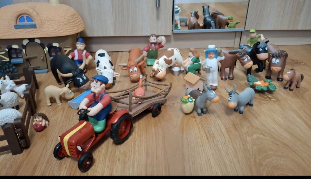 Wesoła farma figurki + książeczki