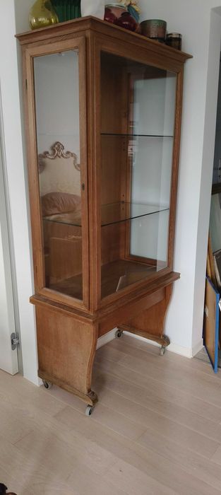 Dębowa gablota witryna ok. 1900 r.