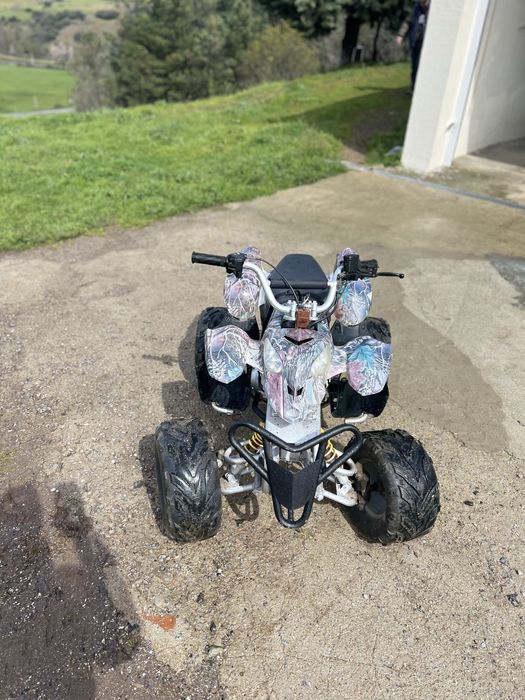 Moto4 criança 110 AUTOMATICA cmo predator com comand control distância