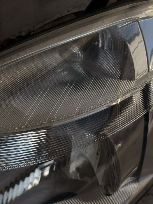 Фари Сітроен Берлінго Пежо Партнер оригінал права ліва Berlingo Partne