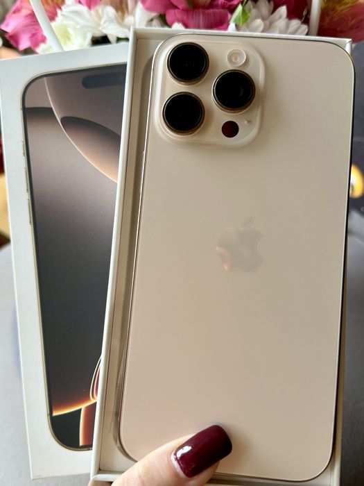 iPhone 16 pro max gold 256 gb