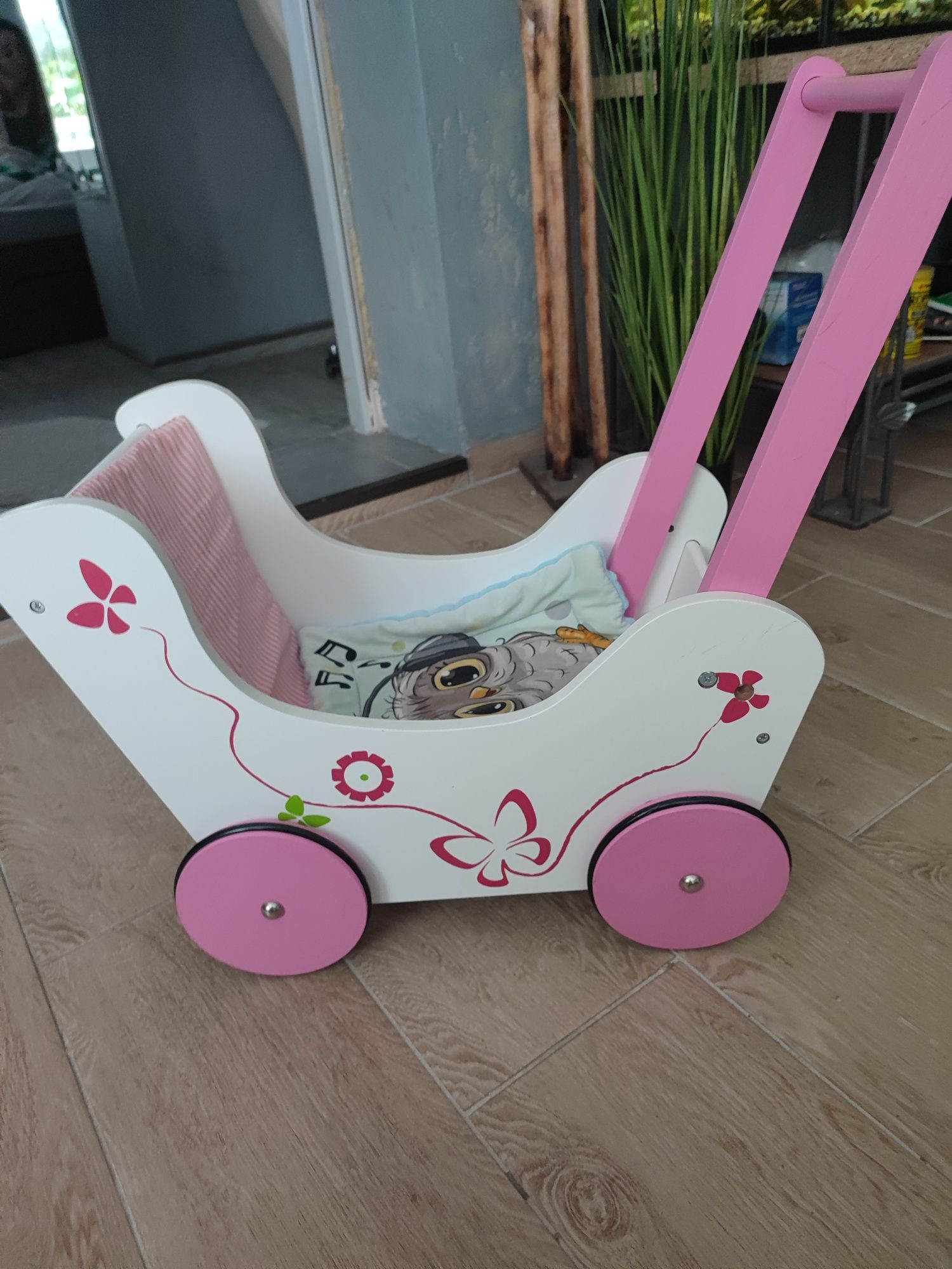 Wózek dla lalek drewniany