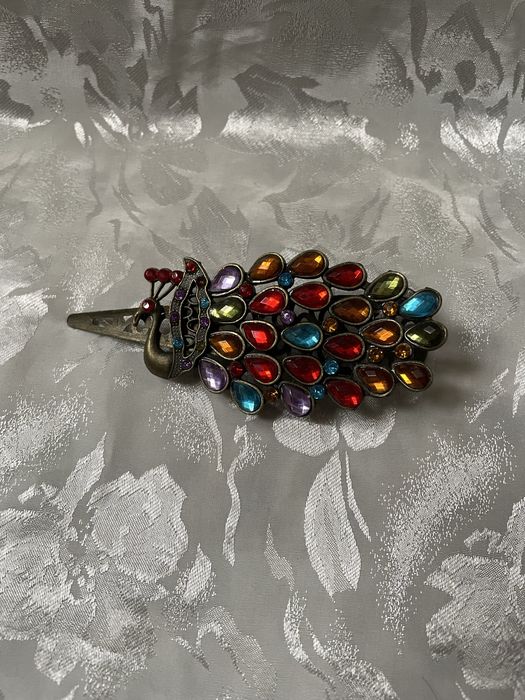 Заколка для волос, одежды