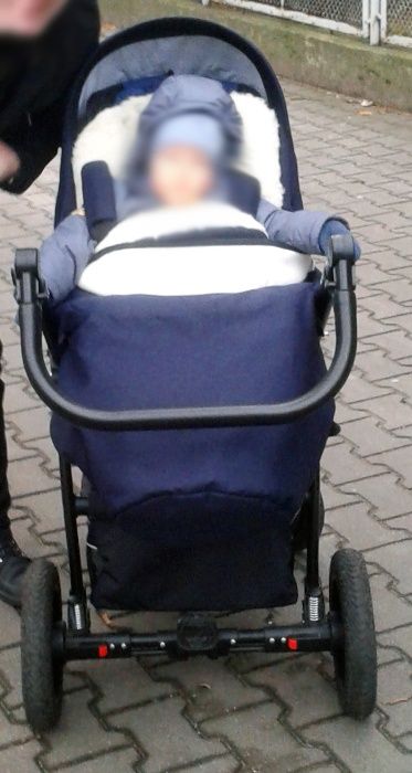 Wózek Jedo 2w1 (gondola + spacerówka)