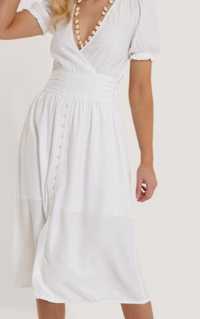 Biała sukienka Boho
