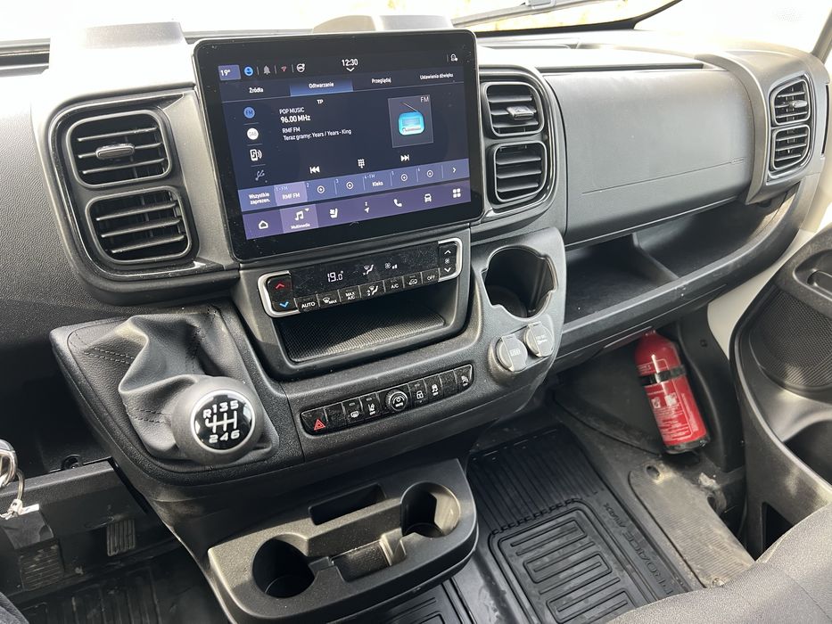 Wynajem Nowa Toyota Proace Max wypozyczalnia dostawczy