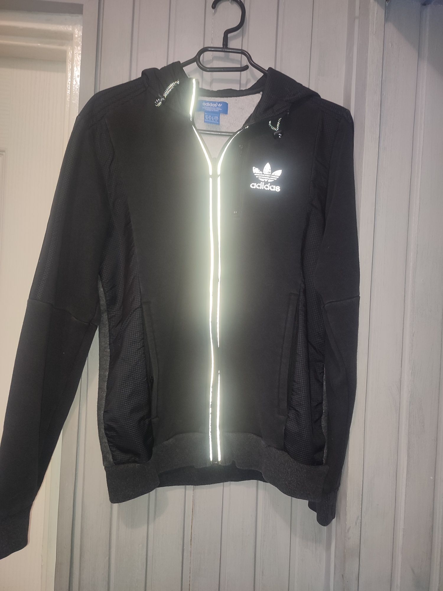 Dresowa bluza chłopięca Adidas XS (152)