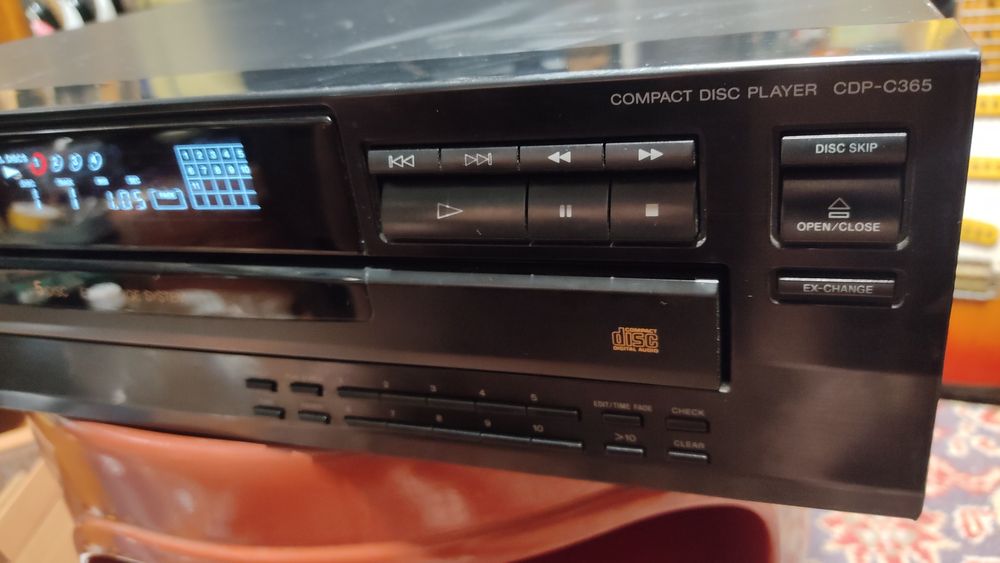 Leitor de Cd's Sony CDP-C365