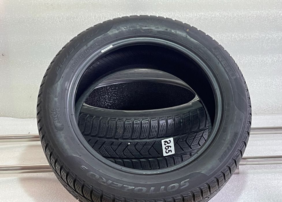 Автошини колеса резина 215/55 R17 Pirelli Sottozero3 зимові 2021 рік