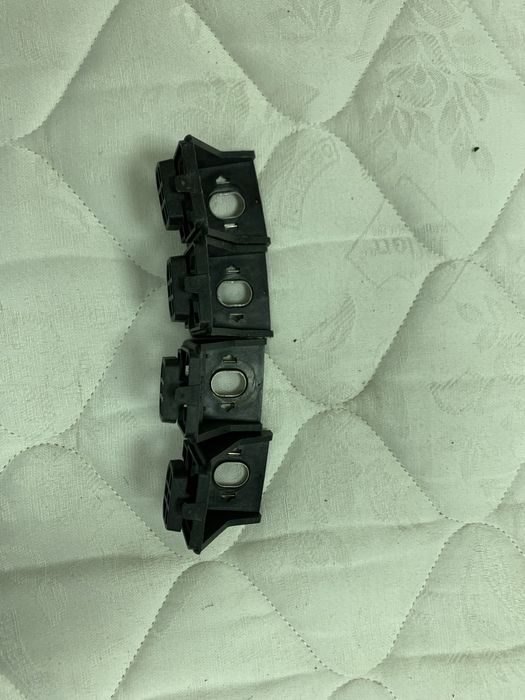 Кріплення фари  Audi Q7 Q8 Q5 Q3 A8 A7 A6 A5 A4 A3 A2 A1 E-Tron Q4 Q2