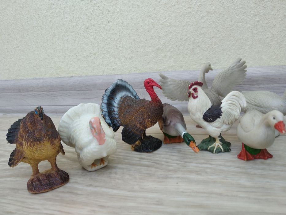 Набір фігурок тварин ( свійські птахи)