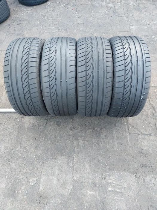 OPONY LETNIE 245/40 R19 DUNLOP SP SPORT 01 DOT0718