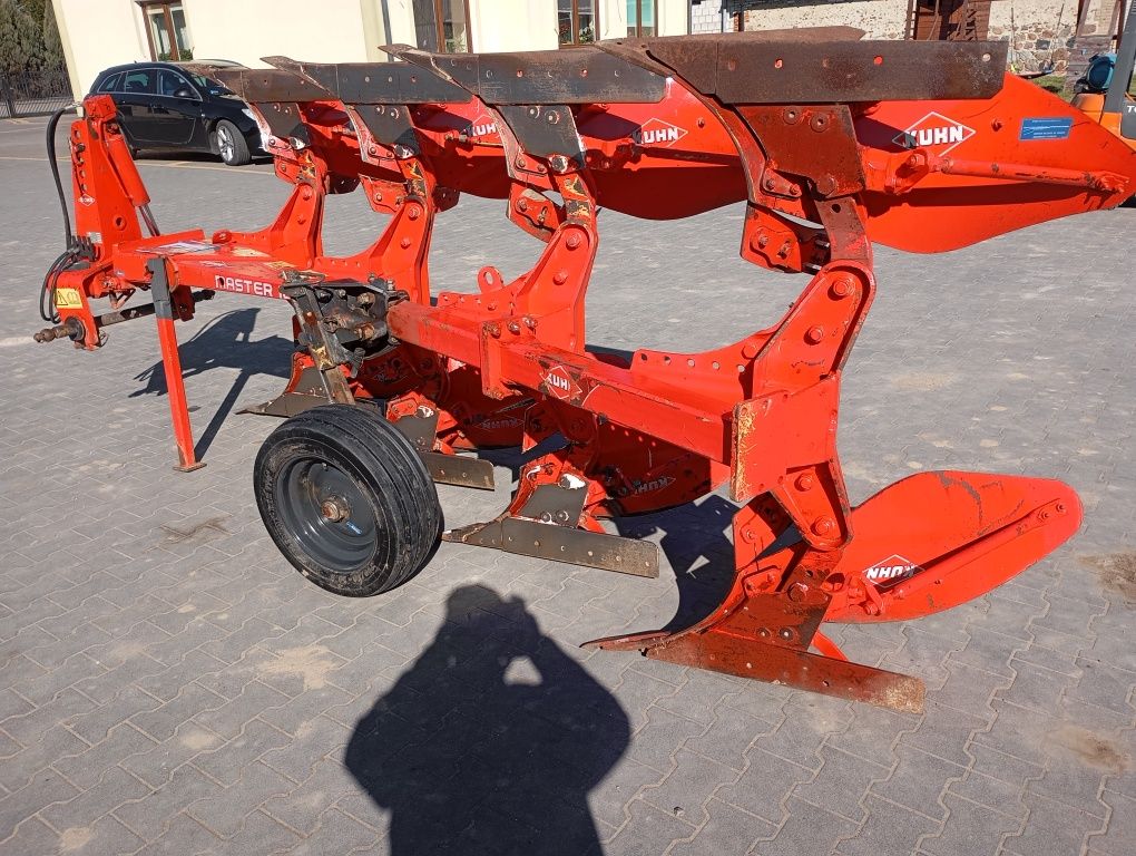Pług obrotowy KUHN Master 102 (3+1) nie akpil unia