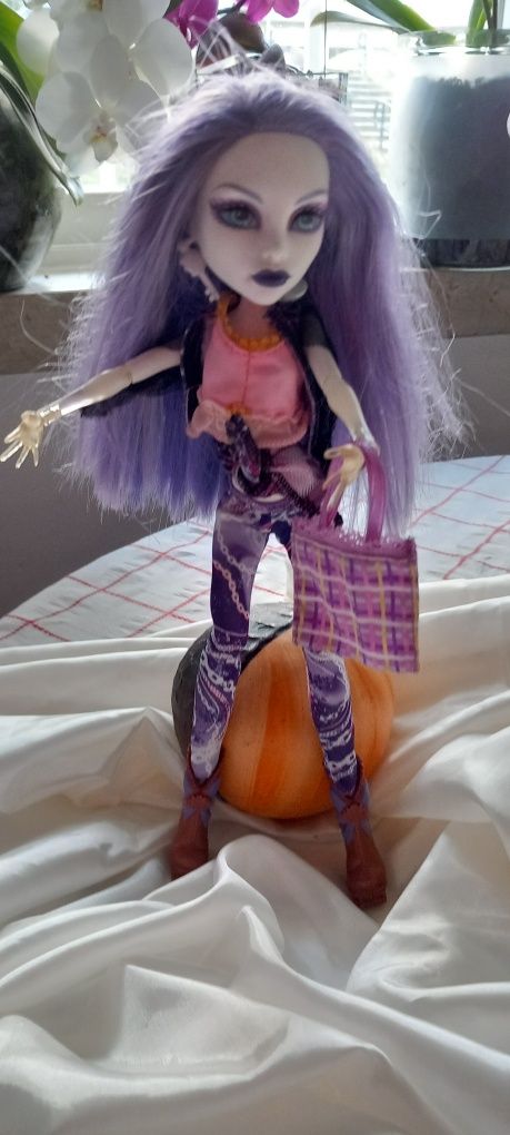 Boneca monster high