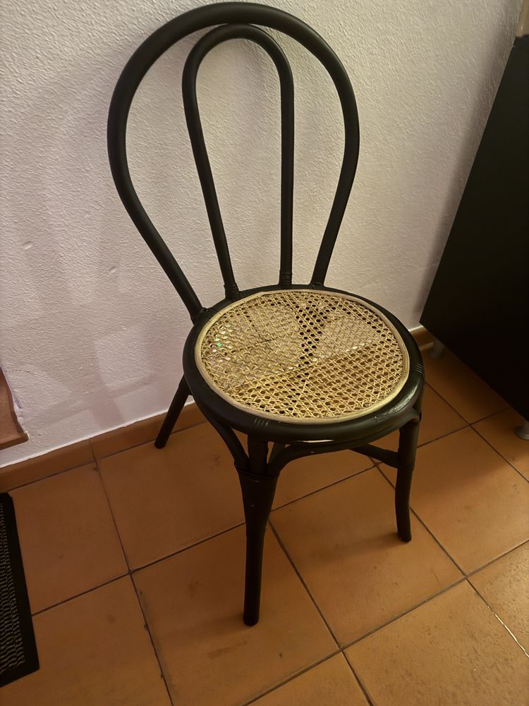 Cadeira em madeira e palhinha
