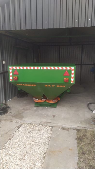 Rozsiewacz Amazone Zaf 603