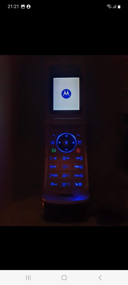 Sony Ericsson 205 & Motorola VGA