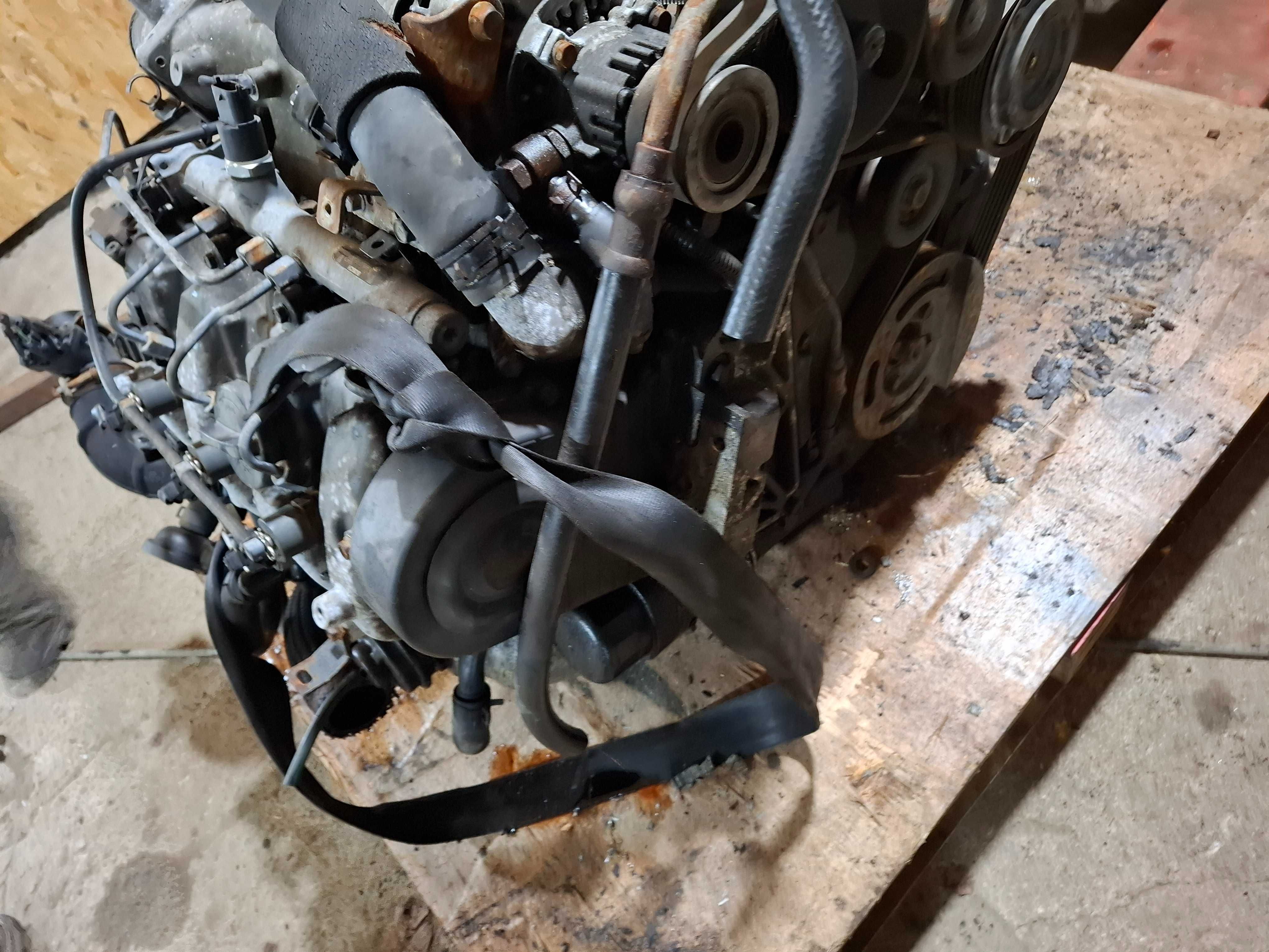 kompletny silnik wtryski turbo pompa accent 1.5 crdi d3ea