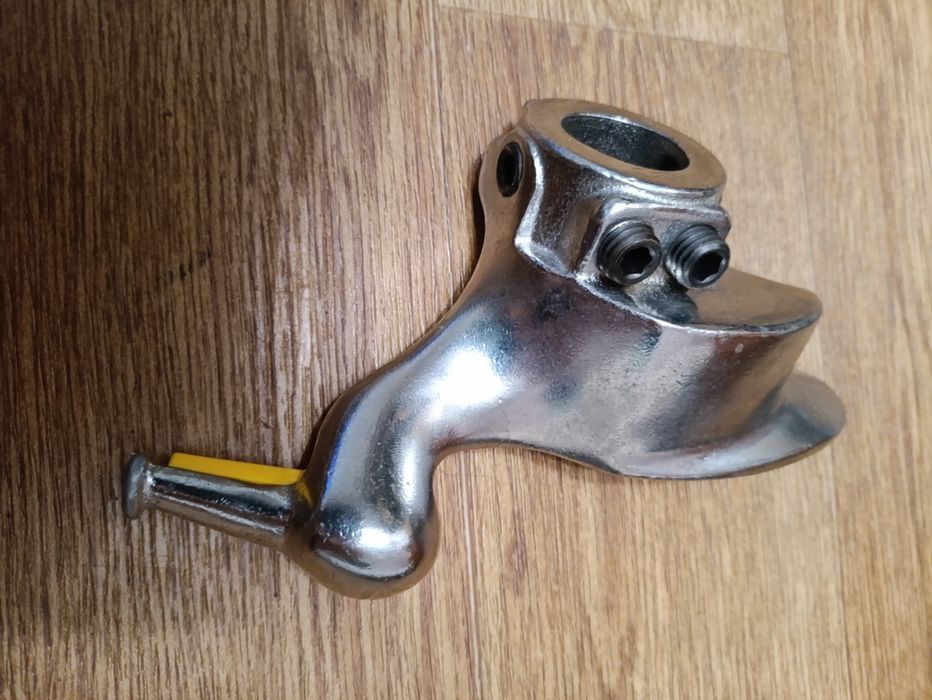 Головка шиномонтажная. Лапа шиномонтажного станка Новая