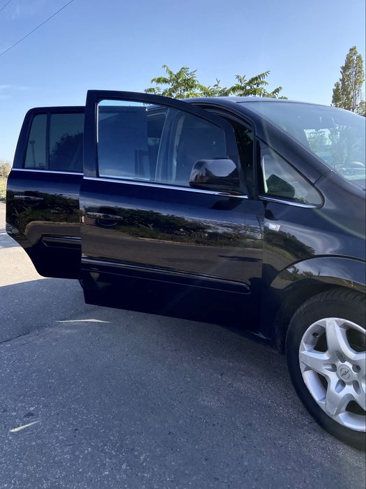 Opel Zafira 1.7 2011