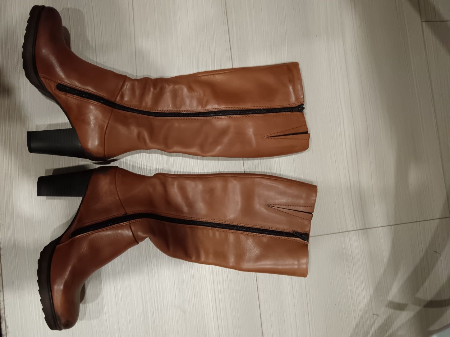 Botas cano alto 37