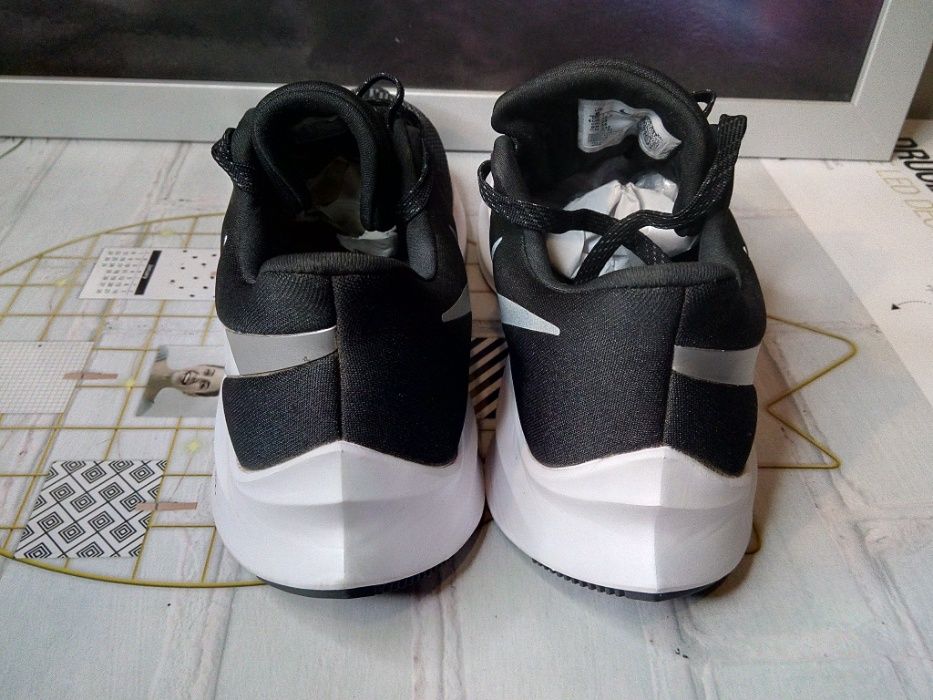 Nike Air Zoom WINFLO 6