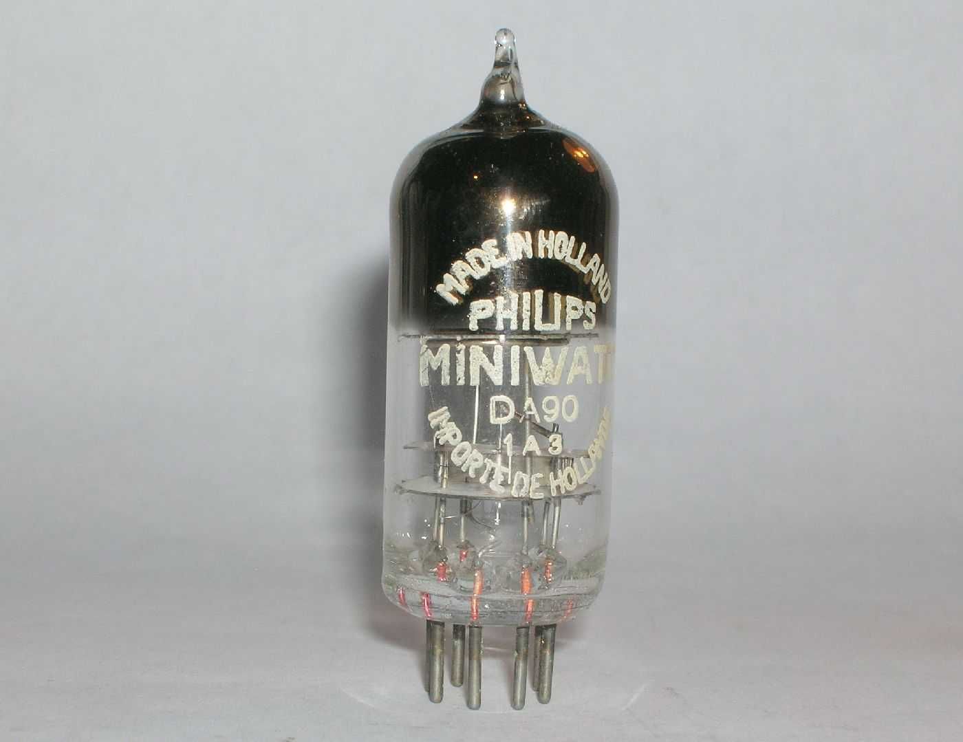 Válvula electrónica DA90 / 1A3 diodo detector, nova de stock antigo.