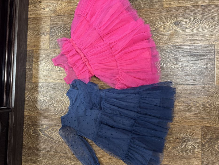 Платье нарядное на 90,92