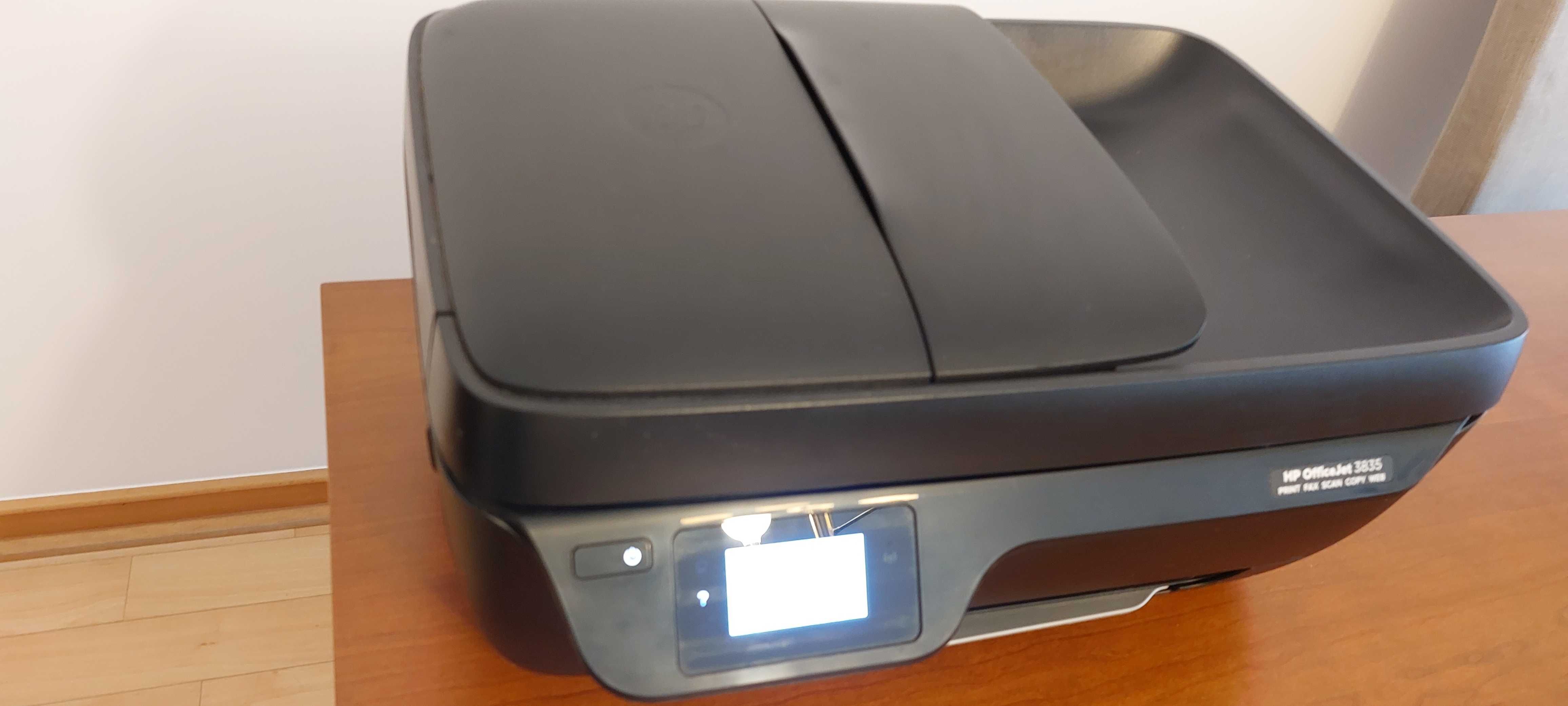 Impressora HP OfficeJet 3830 Multifunções