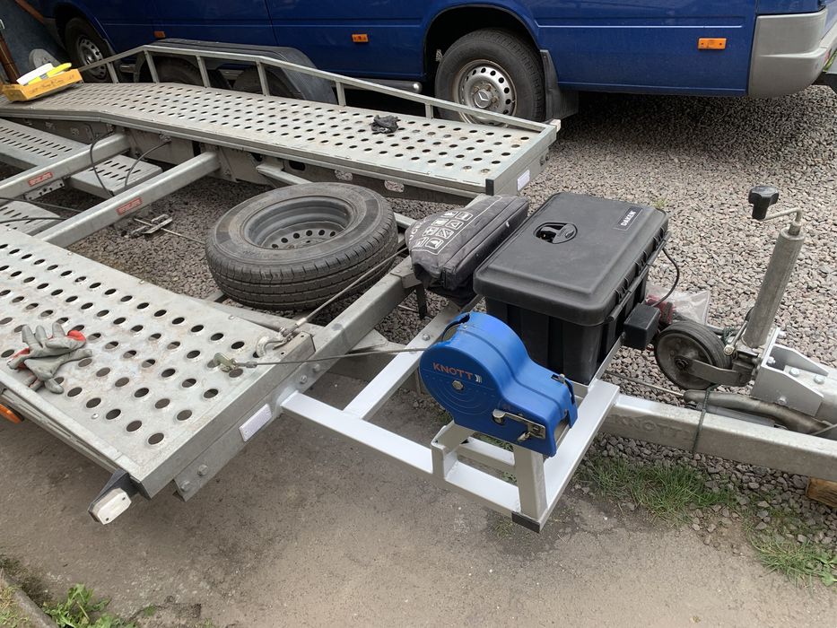 Надам послуги автоевакуатора /лавети