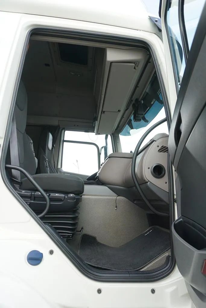 DAF CF 450 / E 6 / ACC / CHŁODNIA + WINDA / 21 PALET / MULTITEMPERATURA  / RETARDER