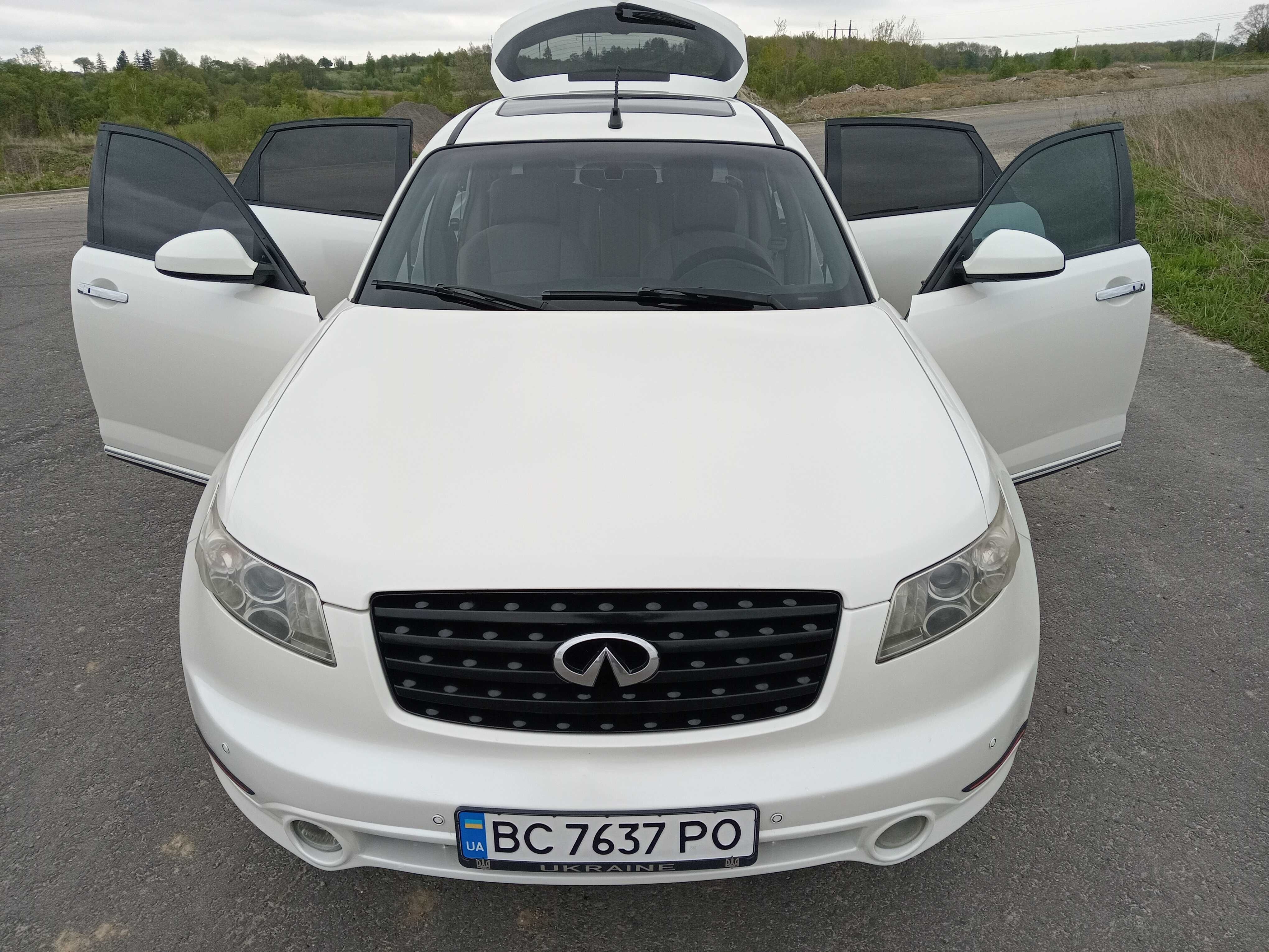 Продам Infiniti FX 35