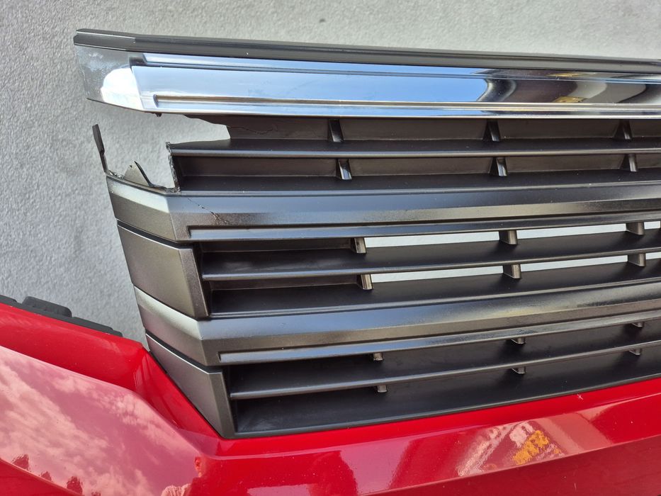 Zderzak przód, przedni, czerwony VW CRAFTER II 2, nr 7C08, POLECAM!