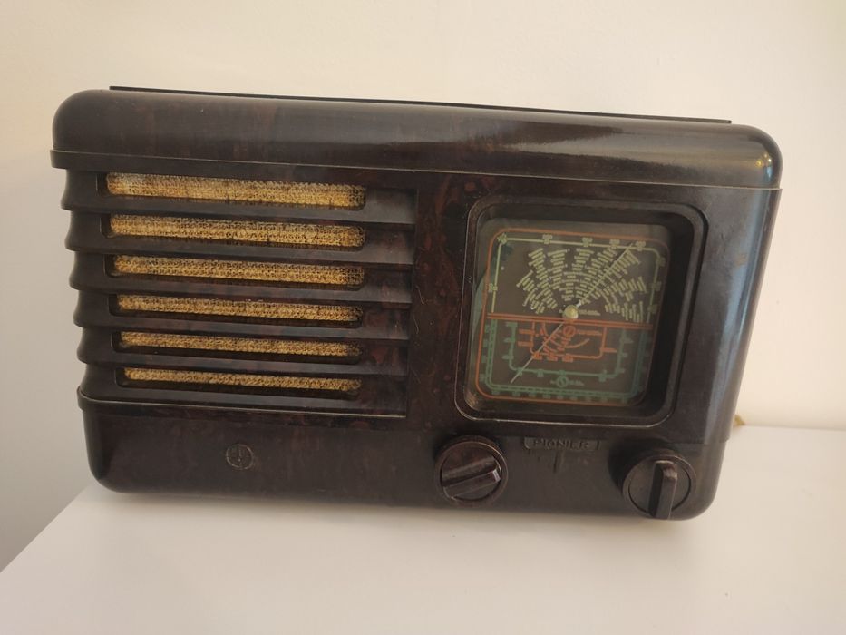 Stare radio piękne dekoracyjne