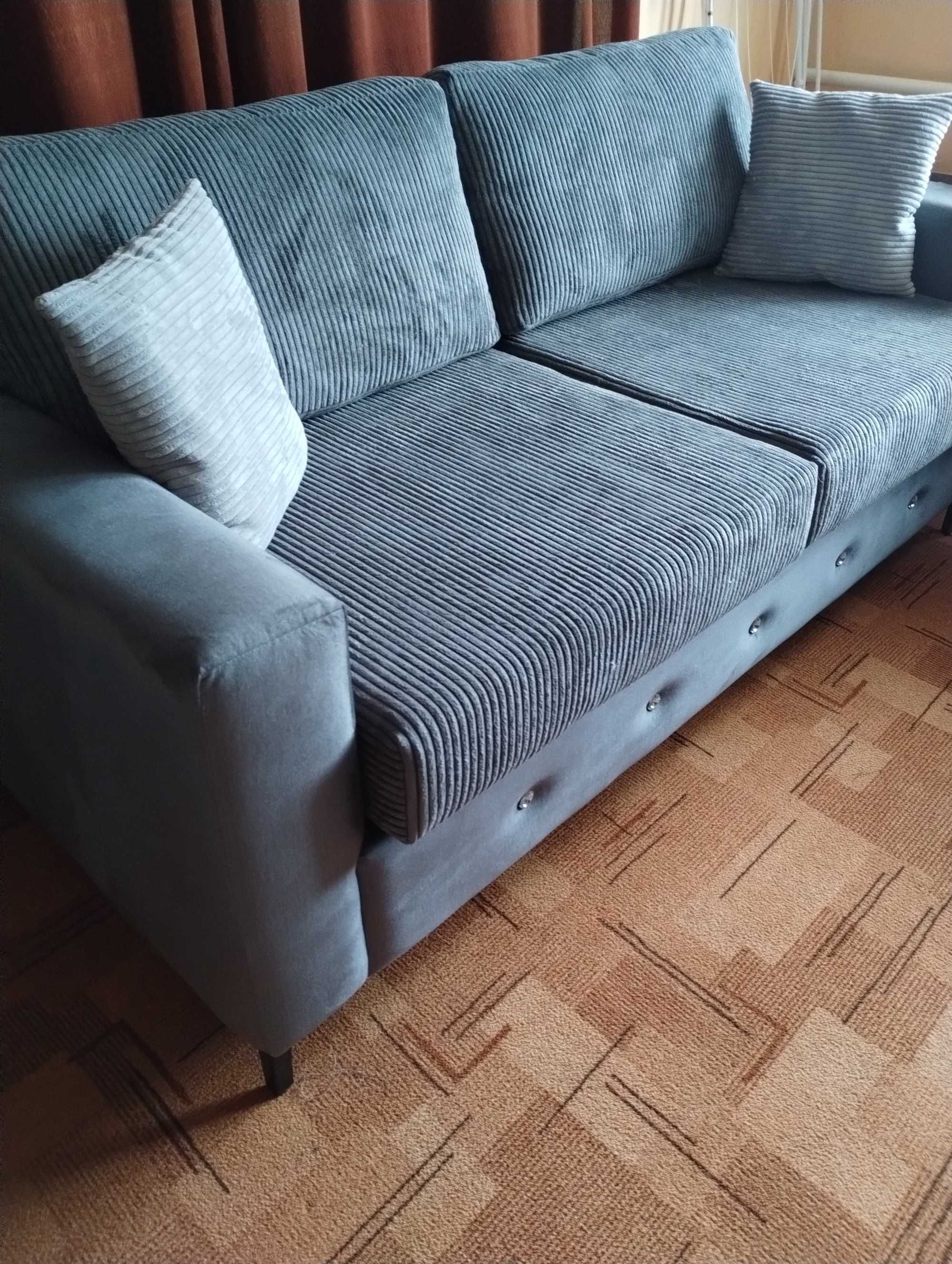 stylowa sofa nierozkładana 2-3 osobowa