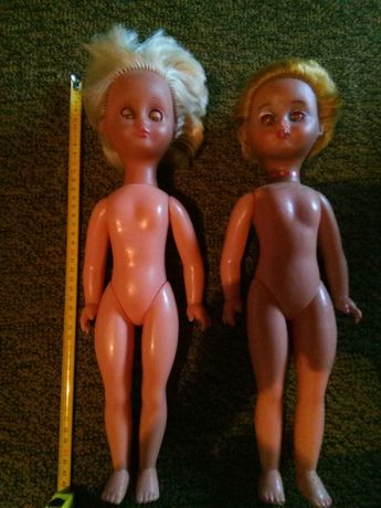 Dwie lalki z PRL
