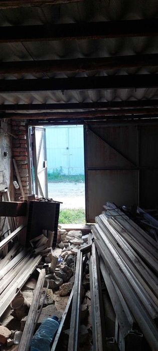 Продам свой кирпичный гараж