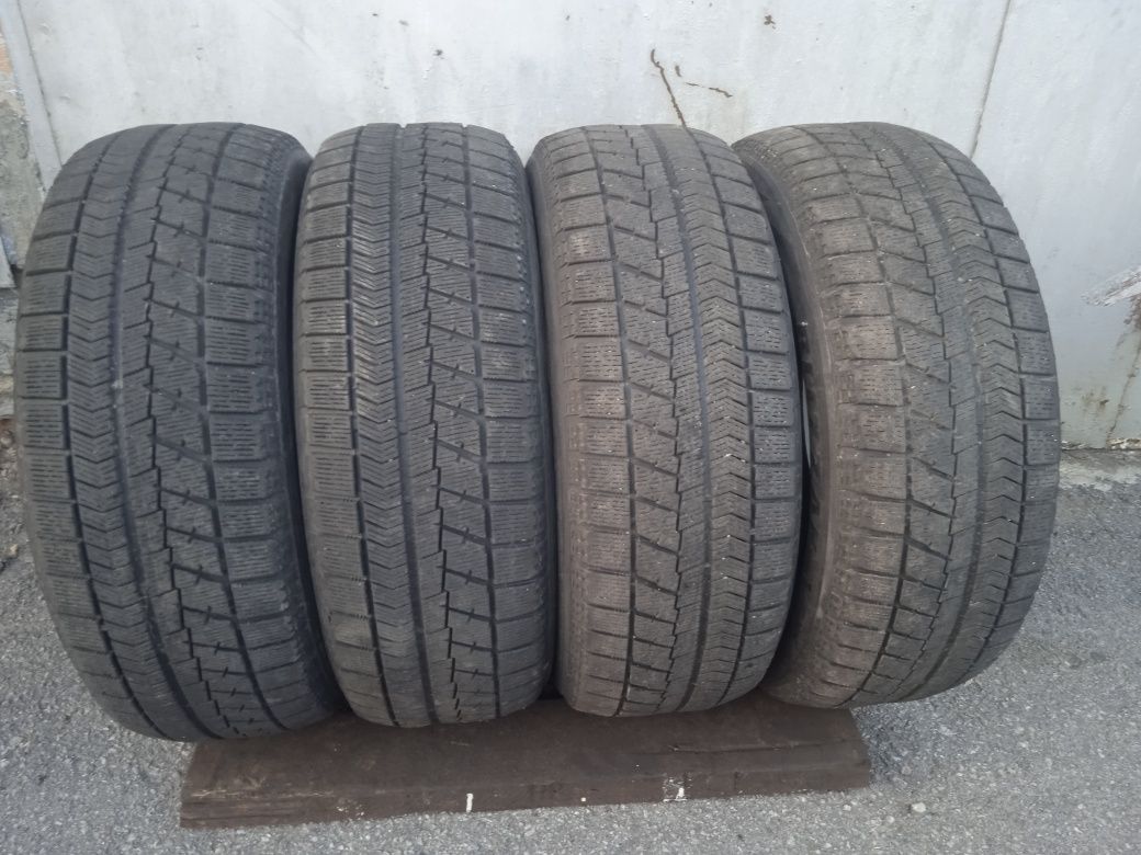 Резина 215|60|R16 всесезонная BRIDGESTONE STUDLESS б/у- 1300 грн/шт