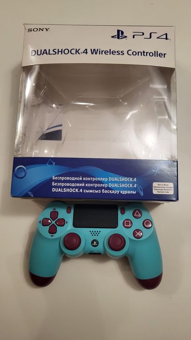 Геймпад Sony DualShock 4 V2 Berry Blue