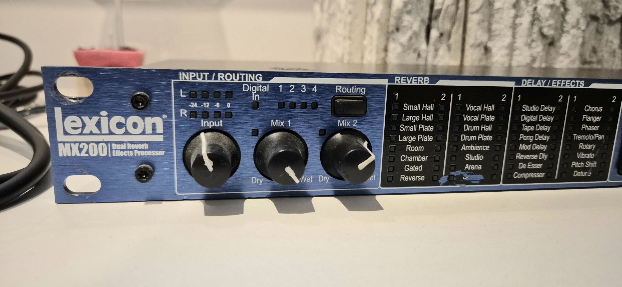 Lexicon MX200 effects processer