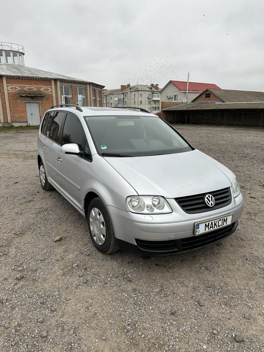 Volkswagen Touran 2005 року | 1.6 бензин/газ | Гарна комплектація