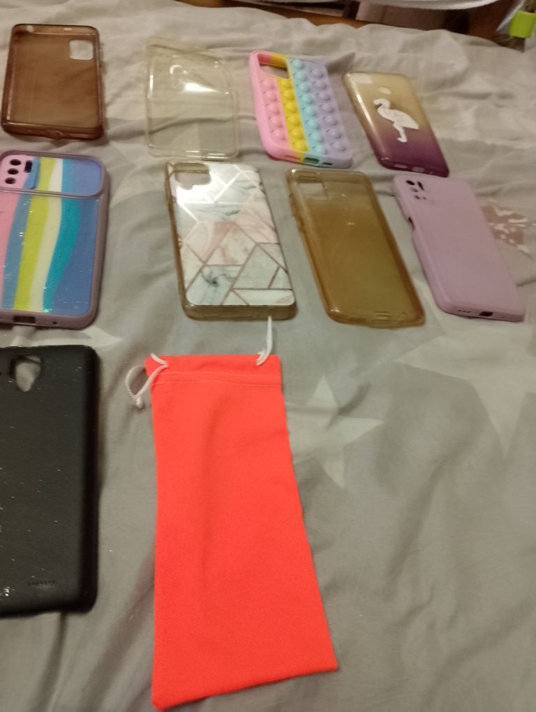 Продам чехлы для телефонов