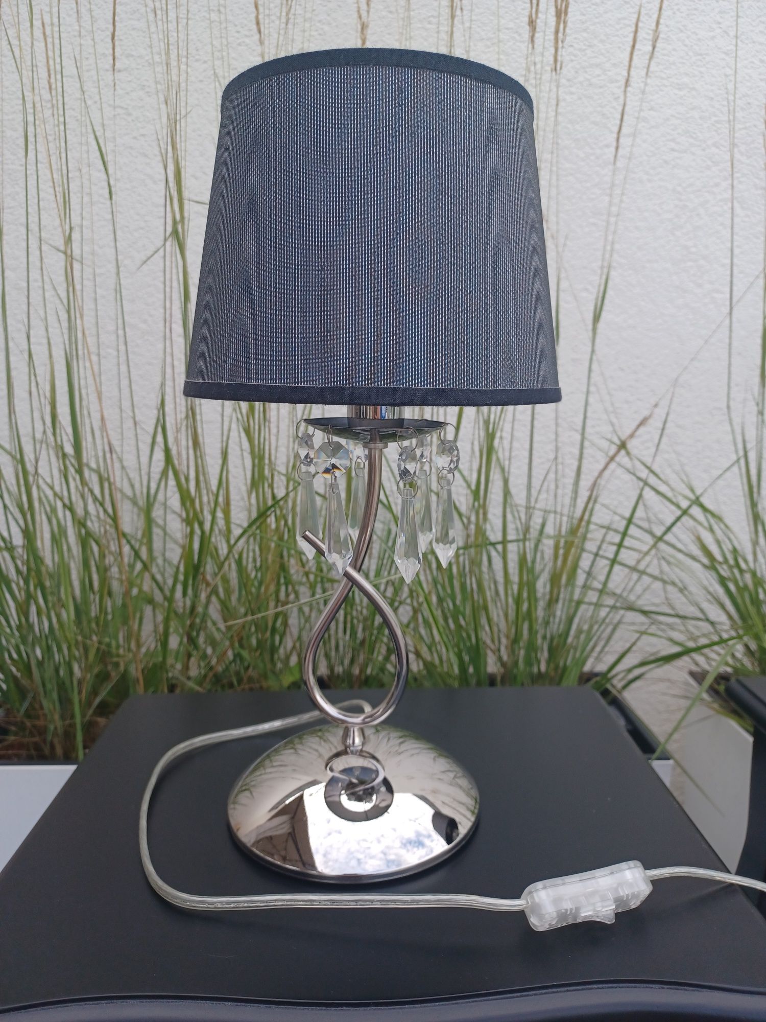 Lampka nocna w stylu glamour