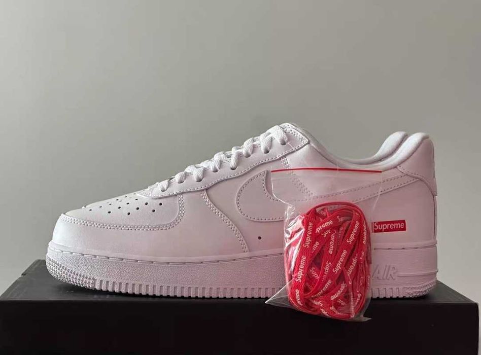 Buty meskie Nike Air Force 1 Low Supreme White R.46